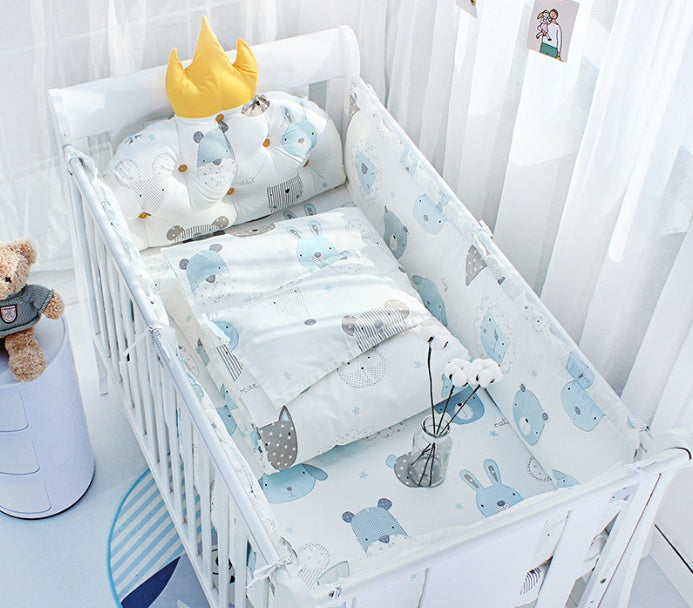 Crown Cushion Babybed Omringend Beddengoedset