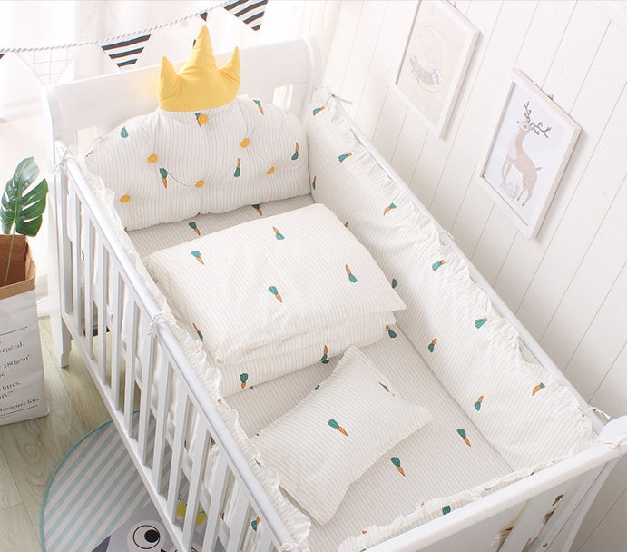 Crown Cushion Babybed Omringend Beddengoedset